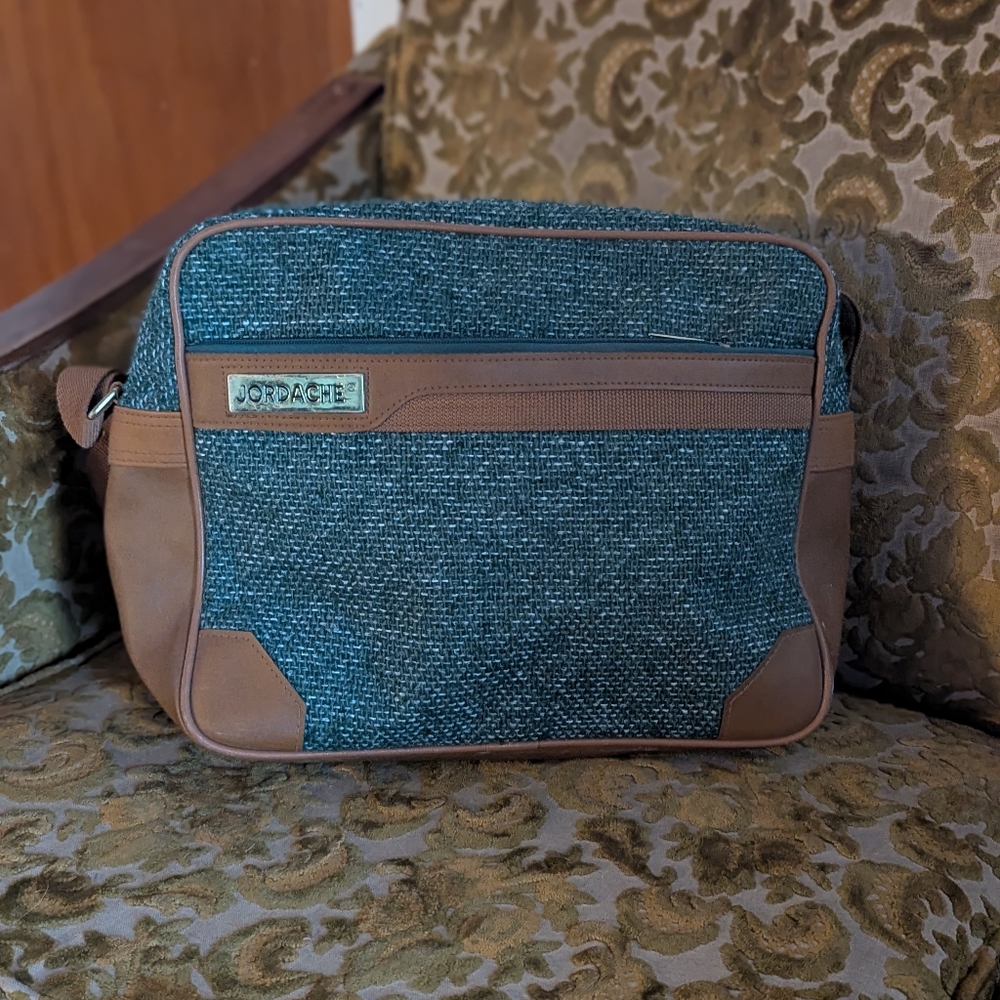 Vintage Jordache Travel Bag Overnight Bag
